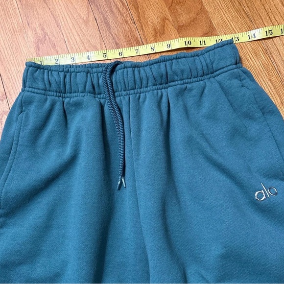 Alo Clover green accolade straight leg - Picture 2 of 2